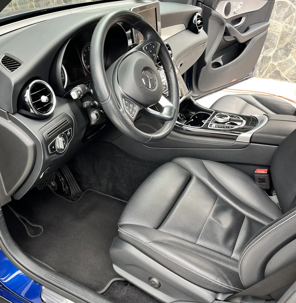 mobile car detailing