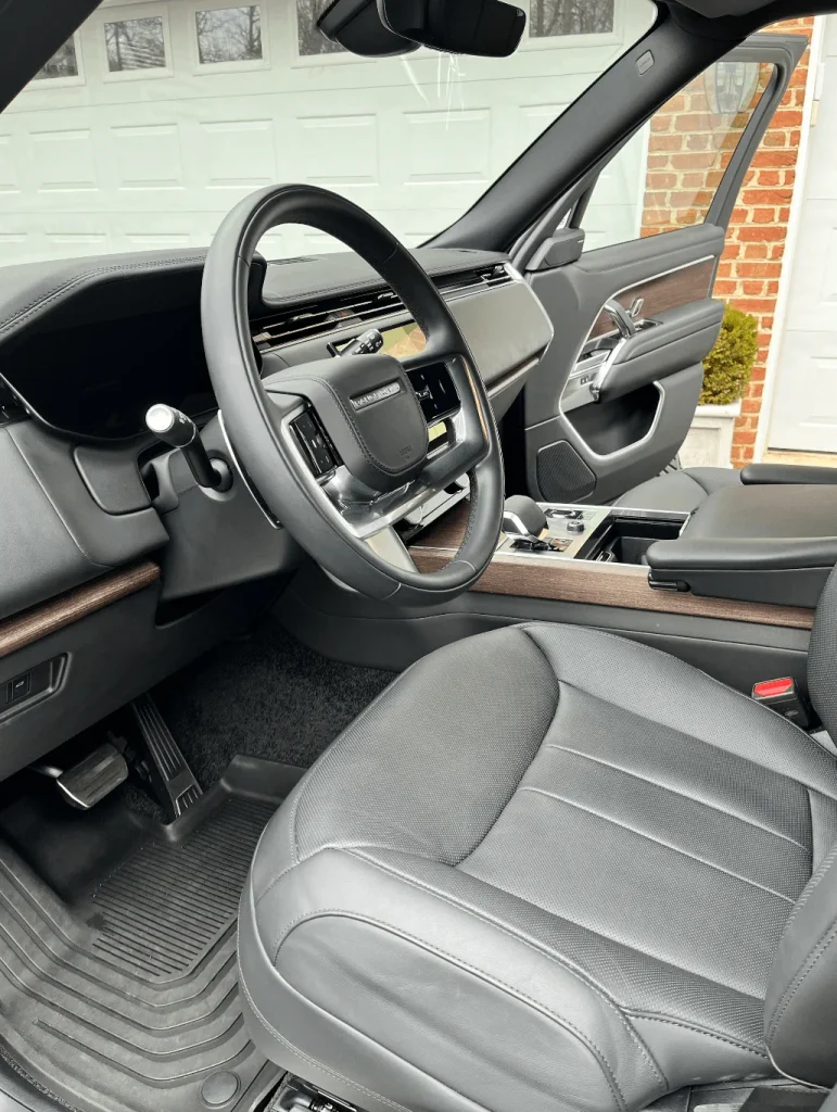 interior car detailing range rover