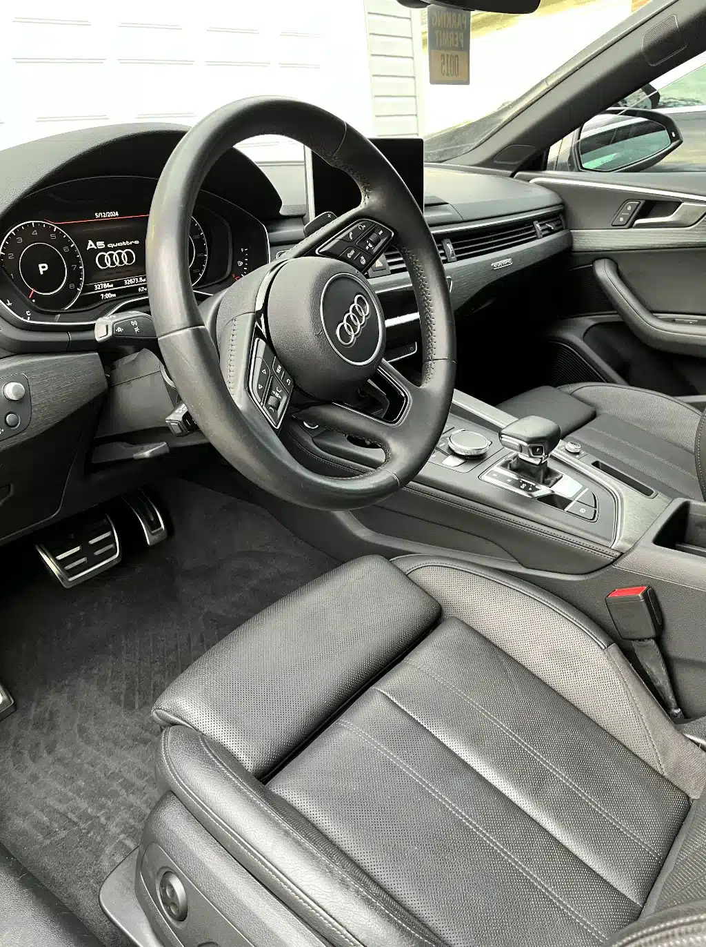 audi interior detail