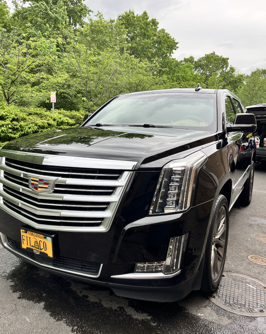 cadilac escalade exterior